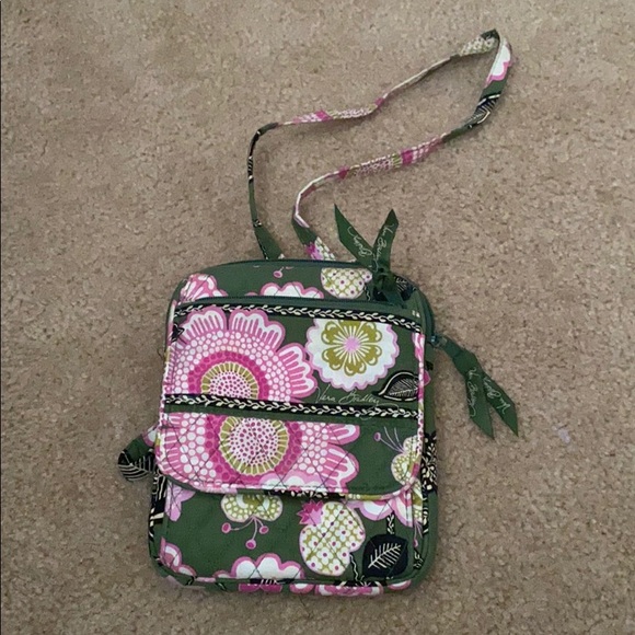Vera Bradley Handbags - Vera Bradley Crossbody